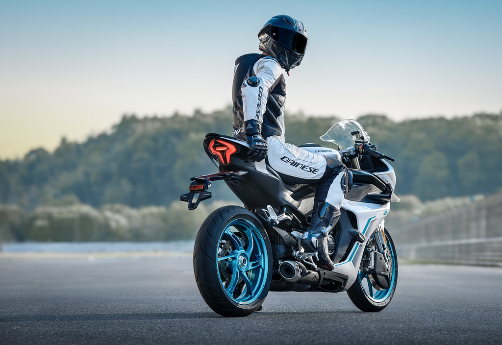 450SR S Sports by CFMOTO