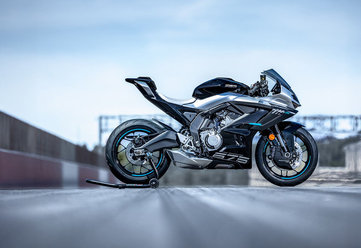 675SR-R Sports by CFMOTO