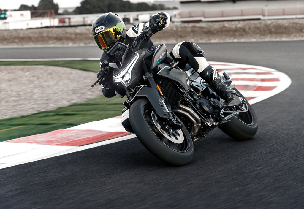 800NK Advanced Naked by CFMOTO