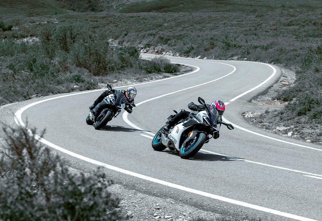 675SR-R Sports by CFMOTO