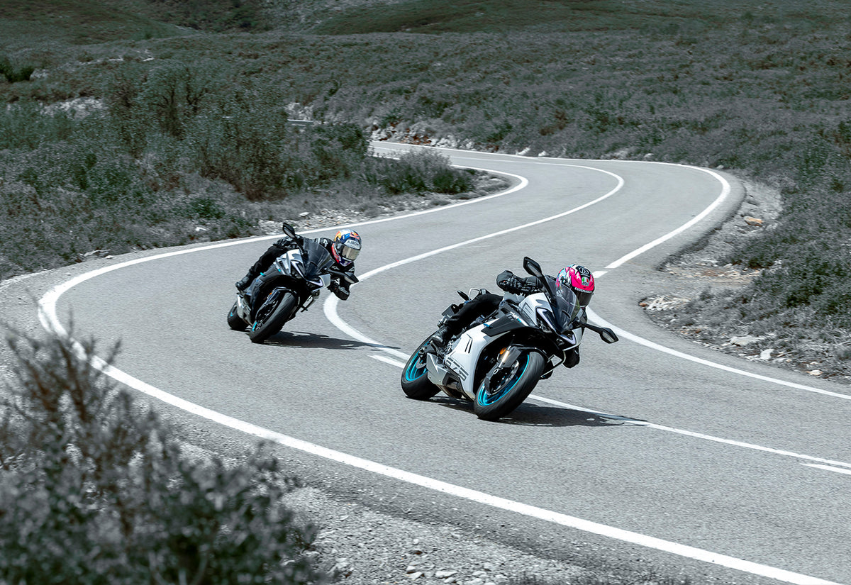 675SR-R Sports by CFMOTO