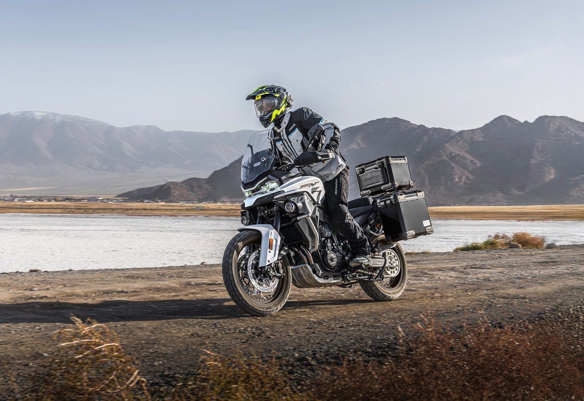 800MT-ES Adventure by CFMOTO